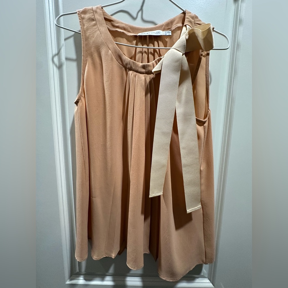See by Chloe Elegant Peach Sleeveless Top with Bow